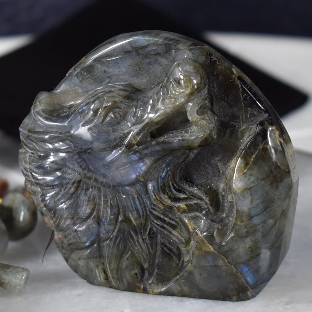 Flash Labradorite Dragon Head - Picture 4 of 12